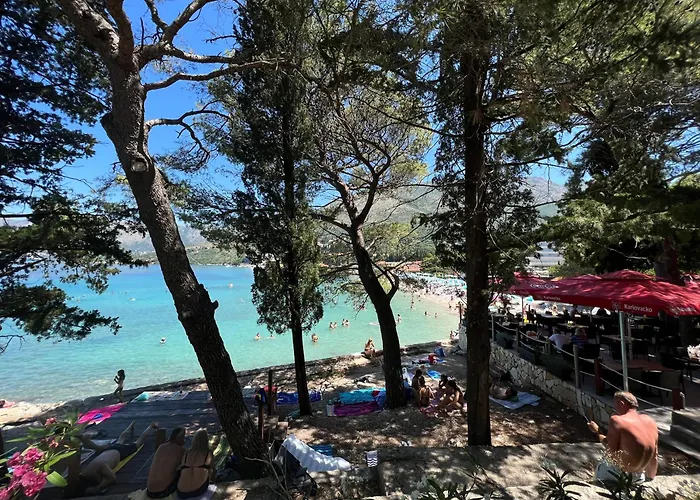 A&M Cavtat Family Apartment - 3 Bedrooms And Free Parking